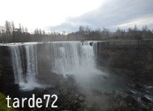 滝のうえの静けさ